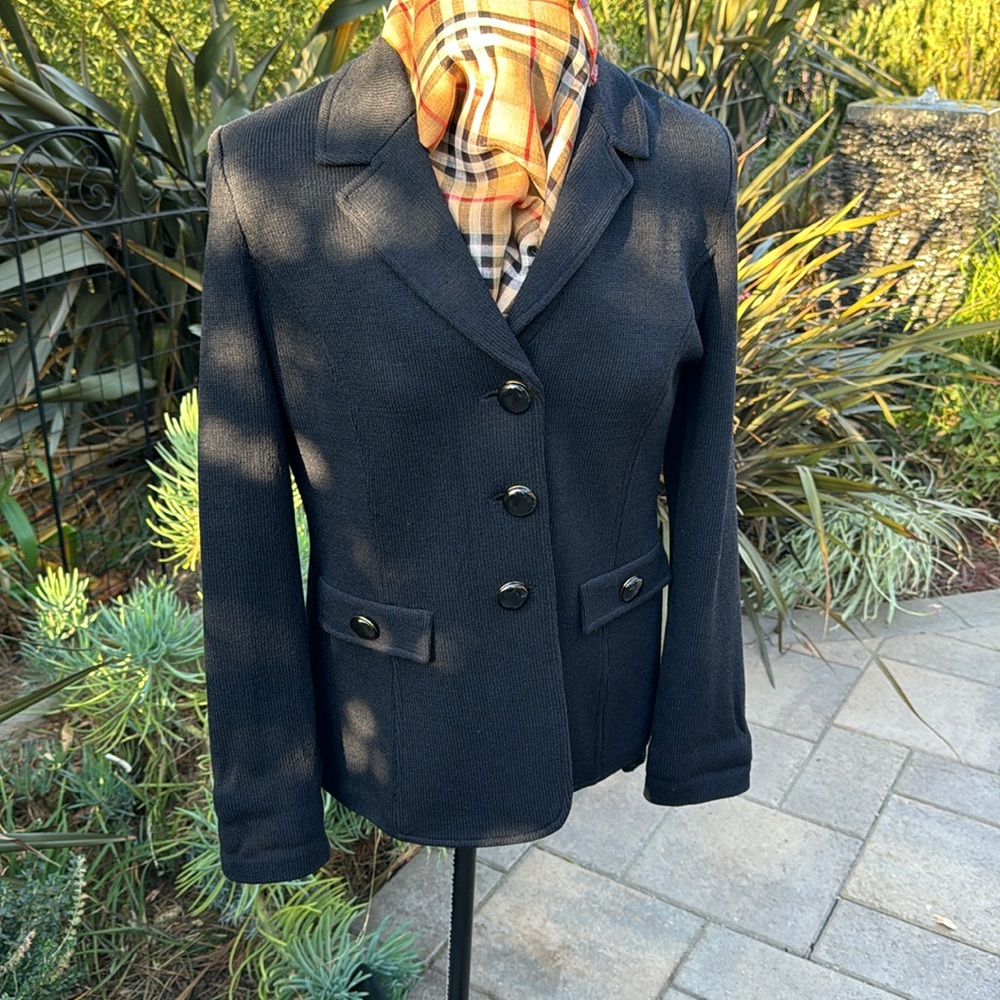 St. John Black Blazer - Picture 3 of 12